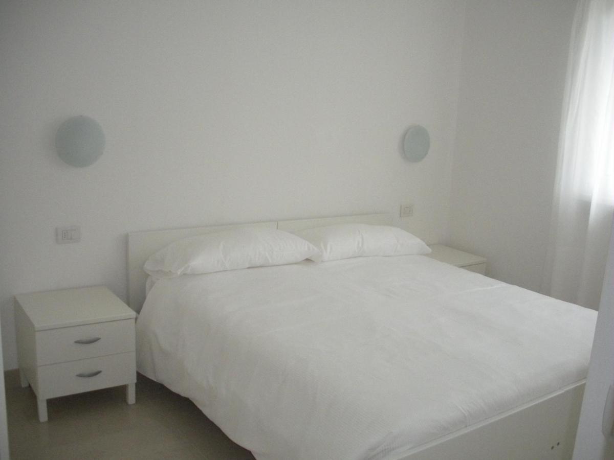 Appartamenti Laly Arco Room photo